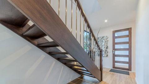 SWEEPING VIEWS - FREE WIFI & NETFLIX - PET FRIENDLY (OUTSIDE ONLY) - Hotel NSW 2