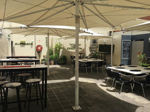 Taylors Hotel - Hotel NSW 1