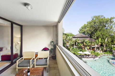 Temple 304 Modern Spacious Palm Cove Resort - Hotel NSW 1