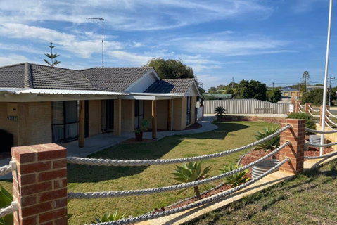 The Anchorage - Hotel NSW 0