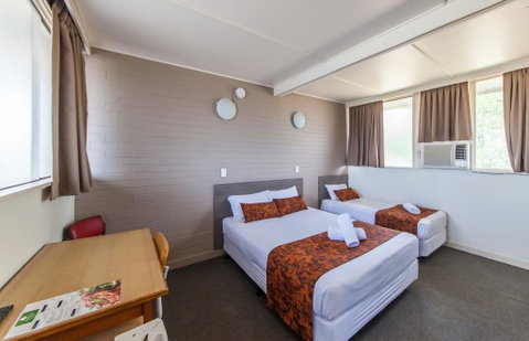 The Australian Hotel Murgon - Hotel NSW 2