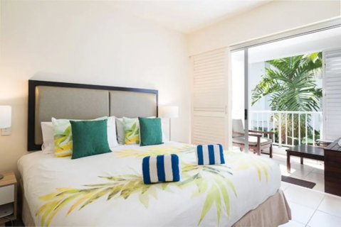 The Beach Club  -  Luxury Private Apartments - Hotel NSW 1