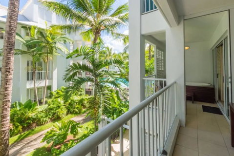 The Beach Club  -  Luxury Private Apartments - Hotel NSW 2