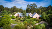 Book Kettering Accommodation Vacations Hotel NSW Hotel NSW