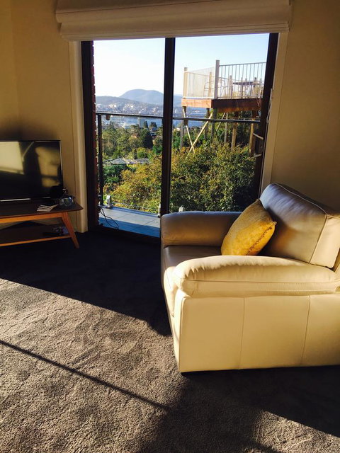 The Lookout - Hotel NSW 6