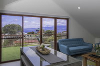 Book South Arm Accommodation Vacations Hotel NSW Hotel NSW