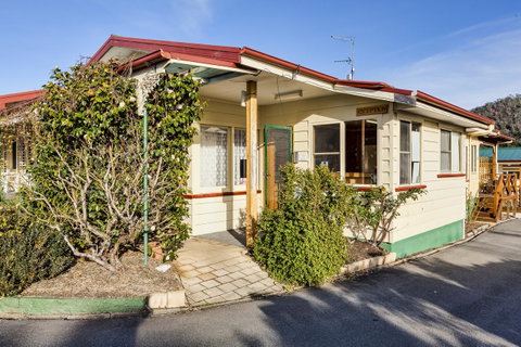 Wintersun Gardens Motel - Hotel NSW 21