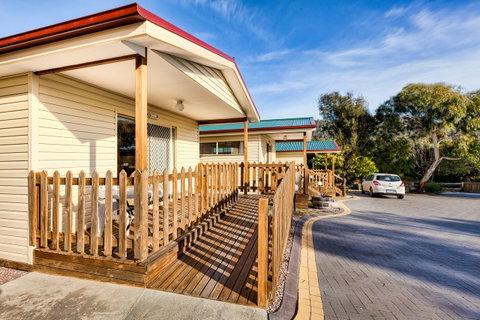 Wintersun Gardens Motel - Hotel NSW 6