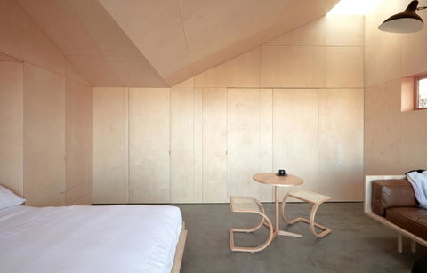 The Bae TAS - Hotel NSW 1