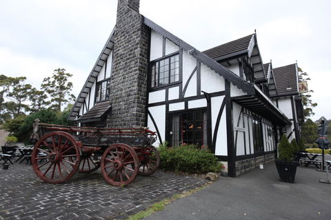 The Fox And Hounds Historic Hotel - Hotel NSW 26