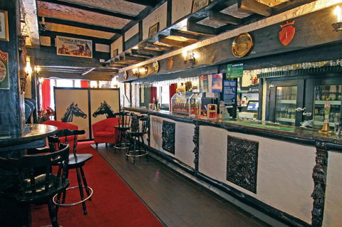 The Fox And Hounds Historic Hotel - Hotel NSW 33