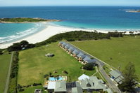 Diamond Island Resort  Bicheno Penguin Show