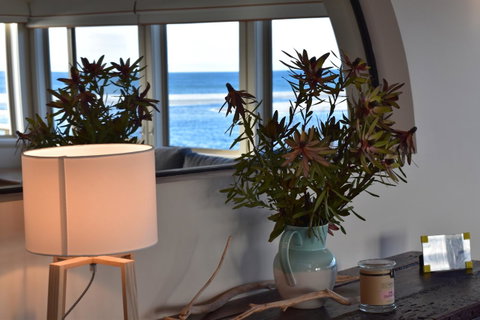 The Strand ~ On The Edge Of The Beach - Hotel NSW 18