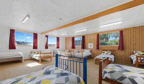 Return To Sender Lodge - Hotel NSW 5