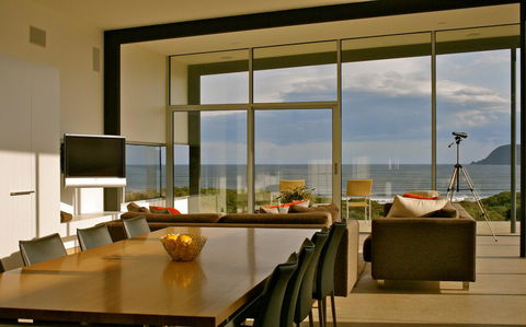 Cloudy Bay Beach House - Hotel NSW 1