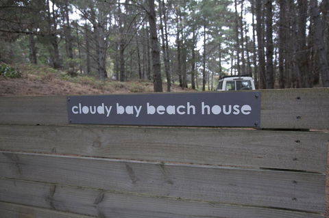 Cloudy Bay Beach House - Hotel NSW 4