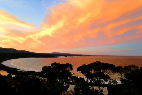 DOLPHIN LOOKOUT COTTAGE - Amazing Views Of The Bay Of Fires - Hotel NSW 0