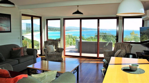 DOLPHIN LOOKOUT COTTAGE - Amazing Views Of The Bay Of Fires - Hotel NSW 1