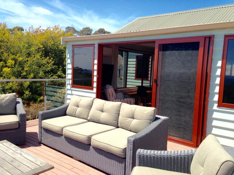 DOLPHIN LOOKOUT COTTAGE - Amazing Views Of The Bay Of Fires - Hotel NSW 4
