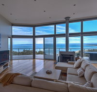 Halcyon  Immerse yourself in the sky and sea - Hotel NSW