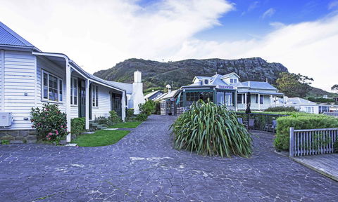 Touchwood Cottages - Hotel NSW 4