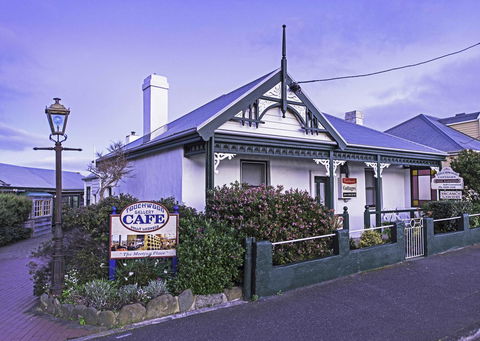 Touchwood Cottages - Hotel NSW 5
