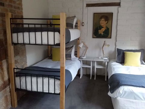 MaraPonds - Hotel NSW 2