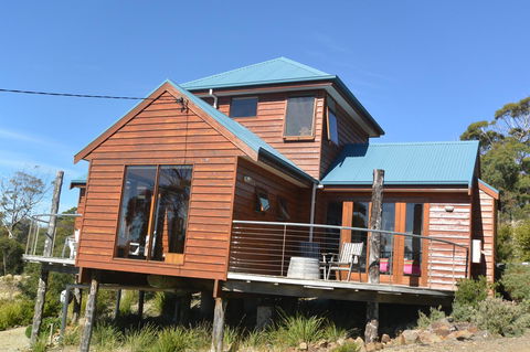 The Tree House - Hotel NSW 1