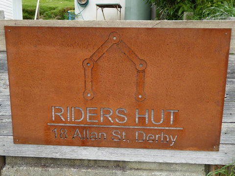 Riders Hut - Derby - Hotel NSW 20