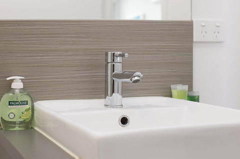 Poplar Box Hill Apartment - Hotel NSW 15