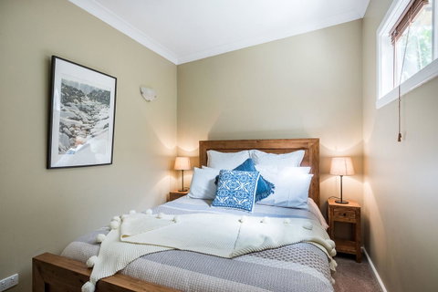 Avalon House - Hotel NSW 11