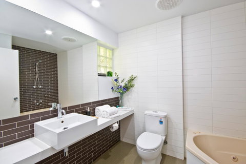 Lorne Bay View Motel - Hotel NSW 17