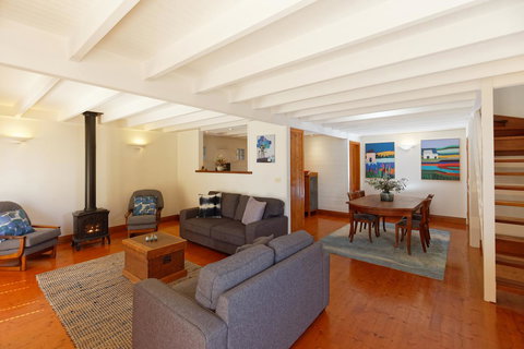 54 On Bank - Hotel NSW 3