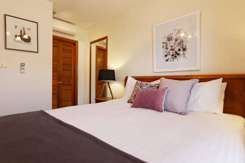 54 On Bank - Hotel NSW 25
