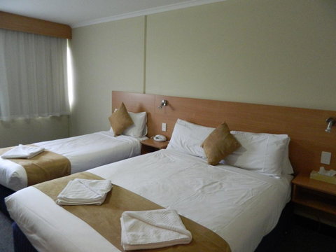 Ciloms Airport Lodge - Hotel NSW 23