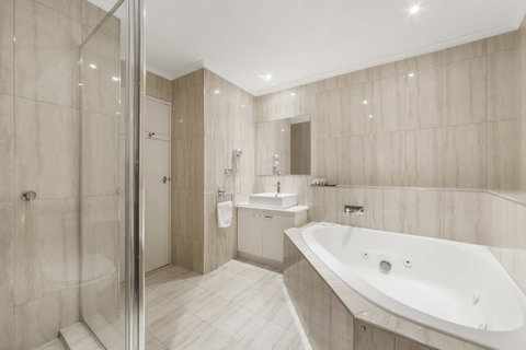 Ciloms Airport Lodge - Hotel NSW 9