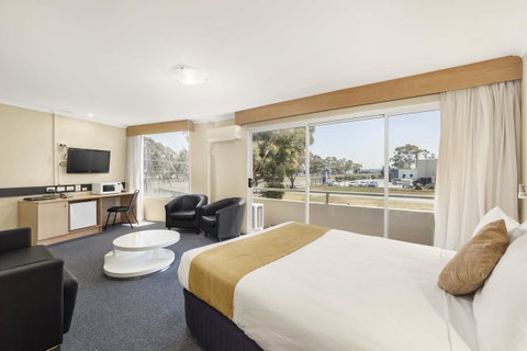 Ciloms Airport Lodge - Hotel NSW 6