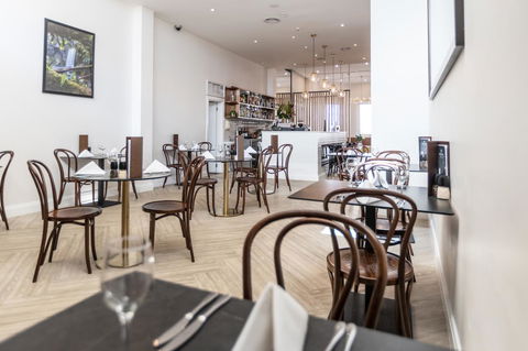 Deep Blue Hotel & Hot Springs - Hotel NSW 5