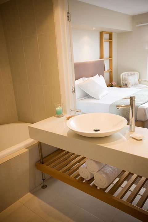 Deep Blue Hotel & Hot Springs - Hotel NSW 38