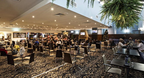 Nightcap At Seaford Hotel - Hotel NSW 37