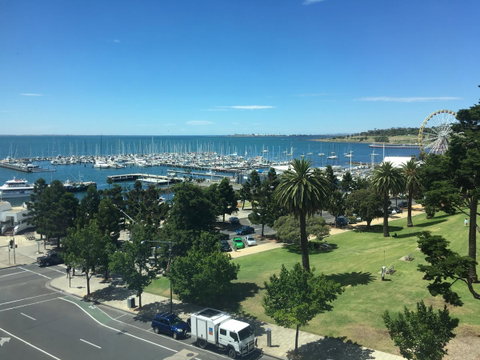 Geelong Waterfront Penthouse Apartment - Hotel NSW 2