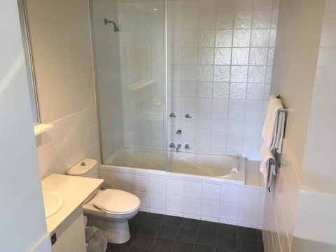 Geelong Waterfront Penthouse Apartment - Hotel NSW 15