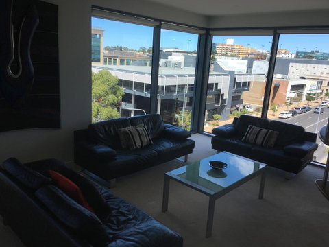 Geelong Waterfront Penthouse Apartment - Hotel NSW 9