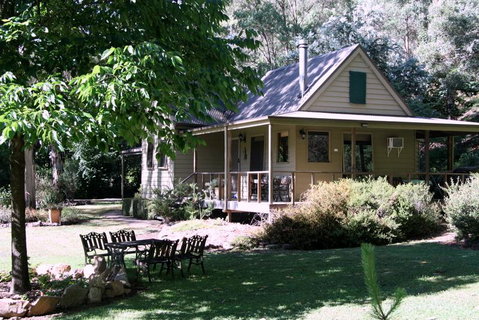 Shady Brook Cottages - Hotel NSW 1