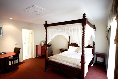 Sanctuary House Resort Motel - Hotel NSW 4