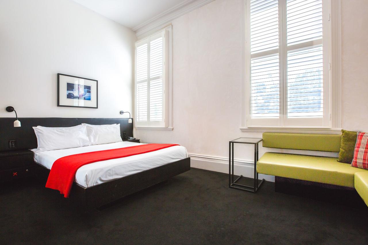 Middle Park VIC Hotel NSW