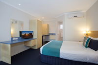 Book Hamilton Accommodation Vacations Hotel NSW Hotel NSW