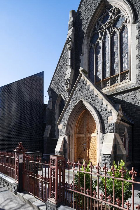 Converted Blue Stone Church - Hotel NSW 3