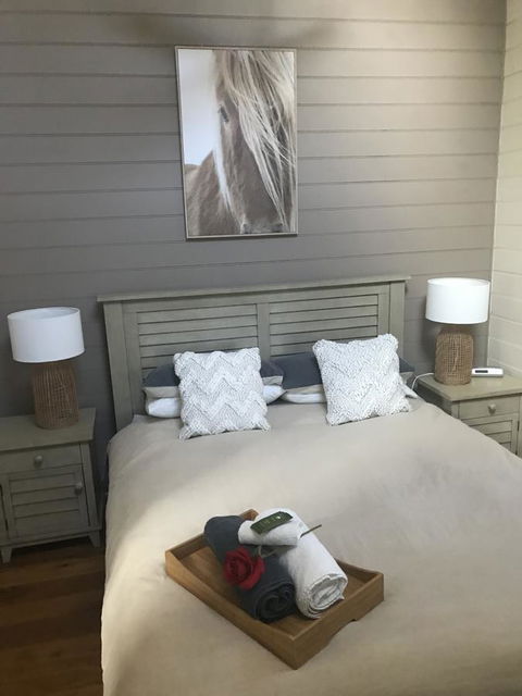 Two Truffles Cottages - Hotel NSW 3