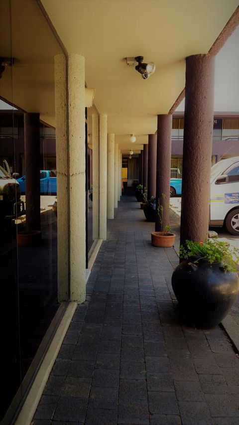 The Olive Tree Motel - Hotel NSW 20